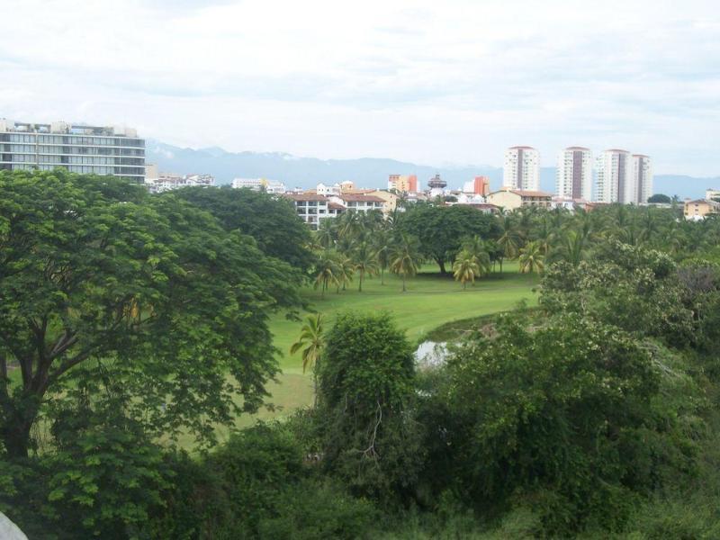 One Puerto Vallarta Aeropuerto Экстерьер фото